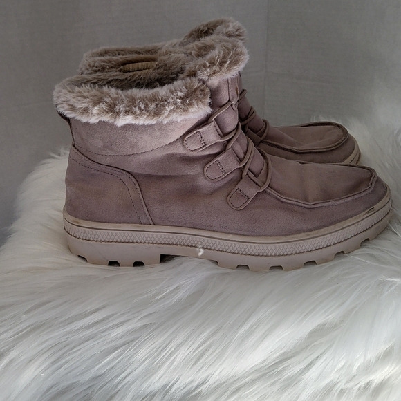 Skeckers Cozy Fur-Lined Winter Boots for Women, Size 7.5 - Picture 4 of 7